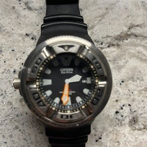 Citizen black and silver face and band divers watch
